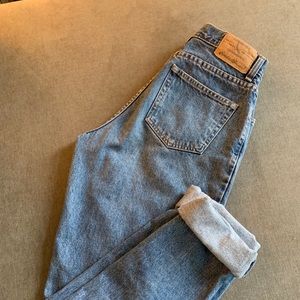 High rise 12 inch mom jeans size 6 long